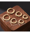 Trio De Brincos Argolas Femininas Finas Cravejadas Banho Ouro 18k Evidence P M G