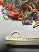 Kit 500 Elásticos Silicone Estojo Cor Colorido Cabelo Liguinha