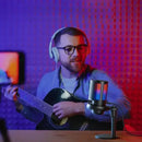 Microfone Condensador Rgb Led Alta Sensibilidade Usb Gamer Cor Preto Tomate MT1060R