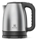 Chaleira Elétrica EEK10 com 1200W de Potência, 1,8 Litros na Cor Inox Electrolux