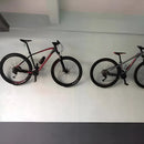 True Sport suporte de parede pé de vela horizontal para bike cor preto