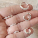 Trio De Brincos Femininos Argolas Finas Cravejadas Banho Prata 925 Evidence P M G